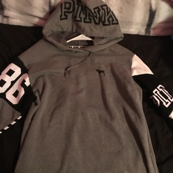 PINK Victoria's Secret Sweaters - VS PINK grey pullover Size M